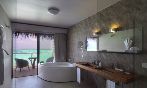 Lagoon Suite